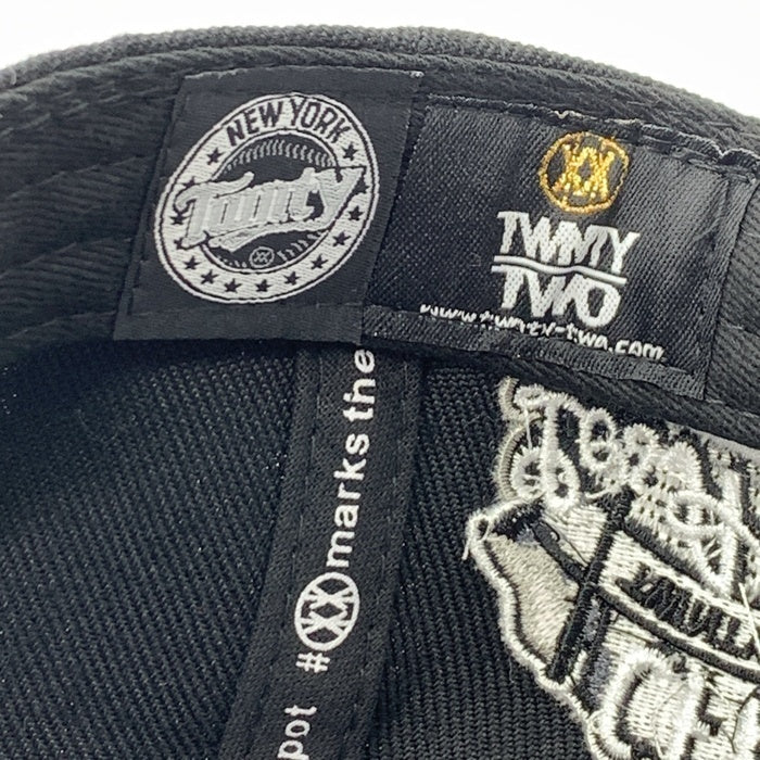 TWNTY TWO トゥエンティトゥー Snapback Cap "City of Angeles" スナップバックキャップ ブラック 福生店