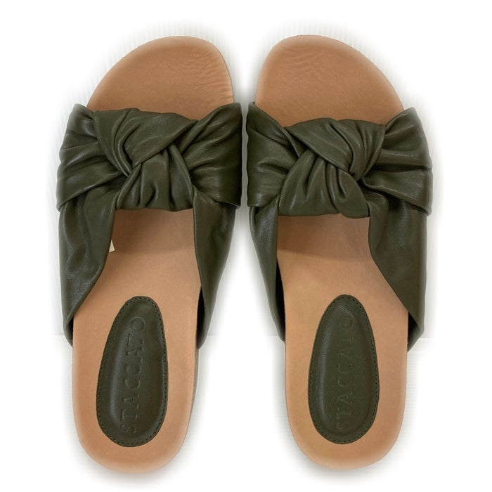 STACCATO スタッカート ツイストレザーフラットサンダル カーキ Size23.5 瑞穂店