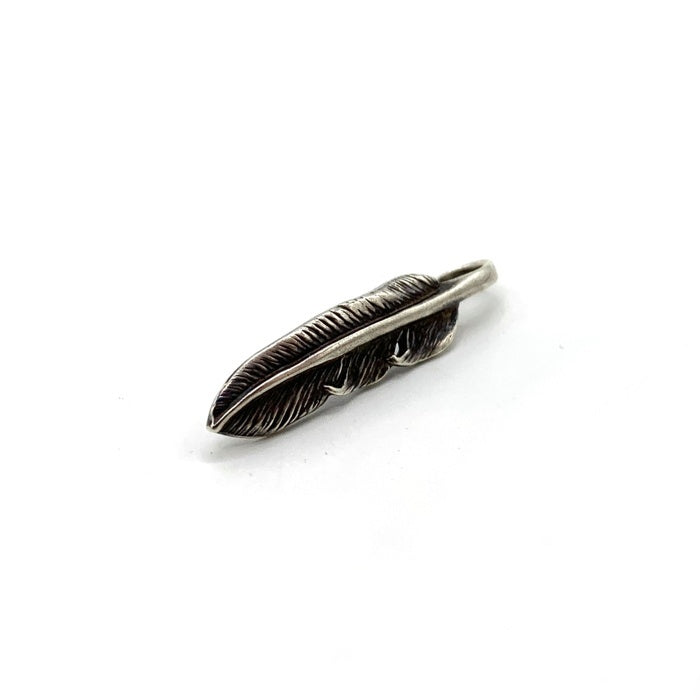 TADY＆KING タディアンドキング TADY&KING SVフェザー 右向き ペンダントトップ シルバー Size SSサイズ (約32mm) 福生店