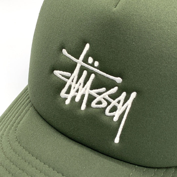 STUSSY ステューシー ロゴ刺繡 トラッカーキャップ メッシュ スナップバック オリーブ 福生店