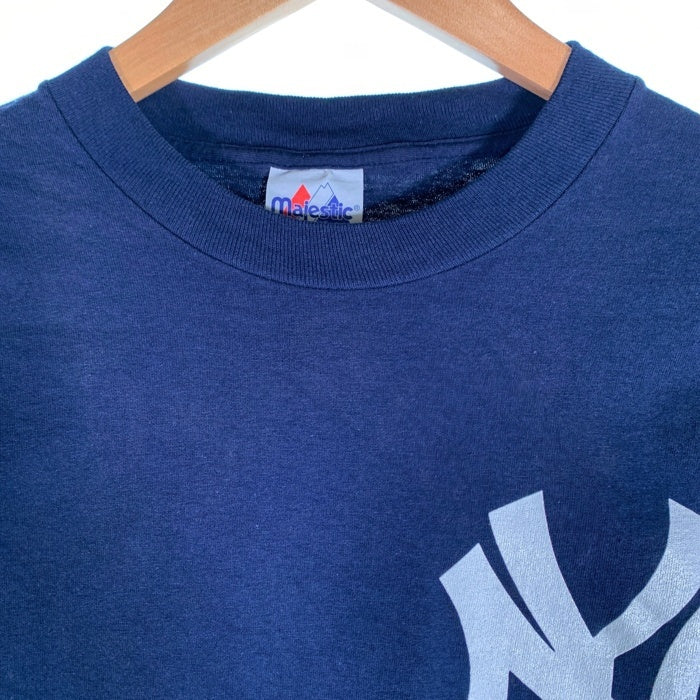 90's majestic マジェスティック Newyork Yankees ニューヨーク ヤンキース 半袖 チームロゴ プリント Tシャツ ネイビー USA製 Size L 福生店