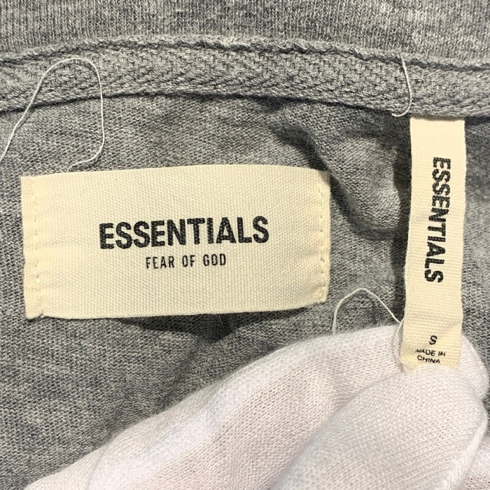 ESSENTIALS エッセンシャルズ ロゴプリント Tシャツ グレー Size S 福生店
