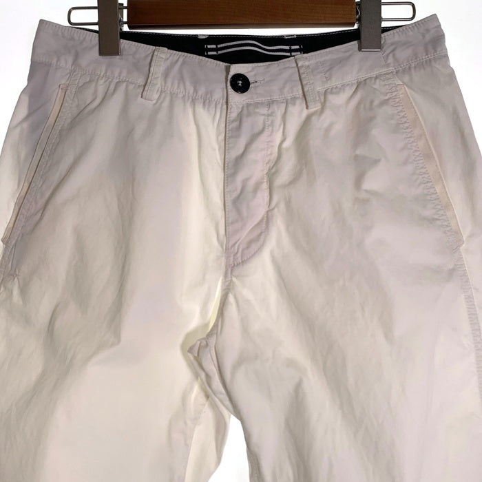 STONE ISLAND ストーンアイランド BERMUDA SHORT バミューダショーツ ショートパンツ ホワイト 6615L15WN Size 31 福生店