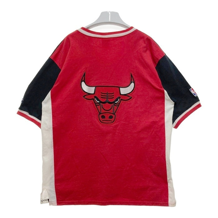 90's~ Champion チャンピオン NBA CHICAGO BULLS シカゴ・ブルズ Vネック プルオーバートップス 半袖 ブラック レッド Size L 瑞穂店