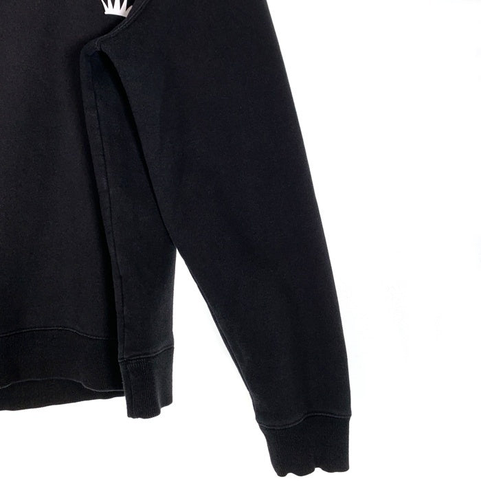 STUSSY ステューシー ロゴ 王冠 バックプリント クルーネックスウェット ブラック Z3000SAS19 Size L 福生店