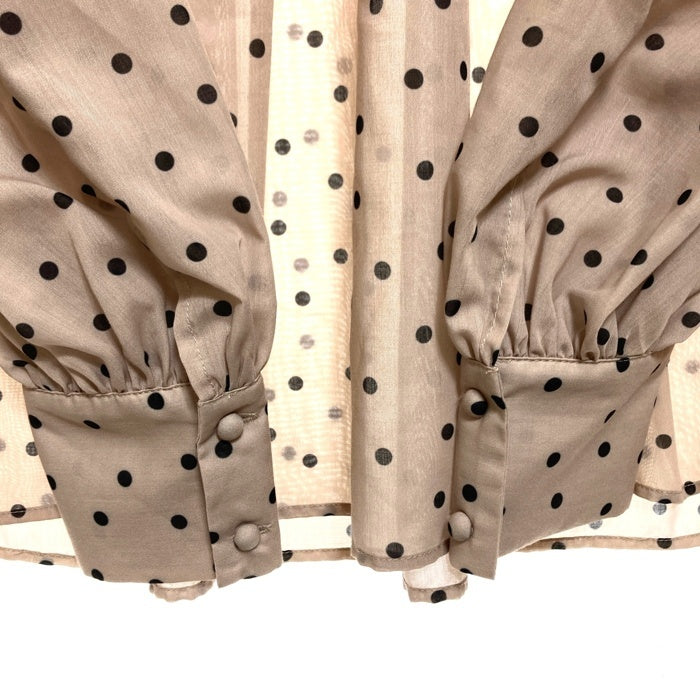 rienda リエンダ フリルショルダードットブラウス ベージュ sizeF 瑞穂店