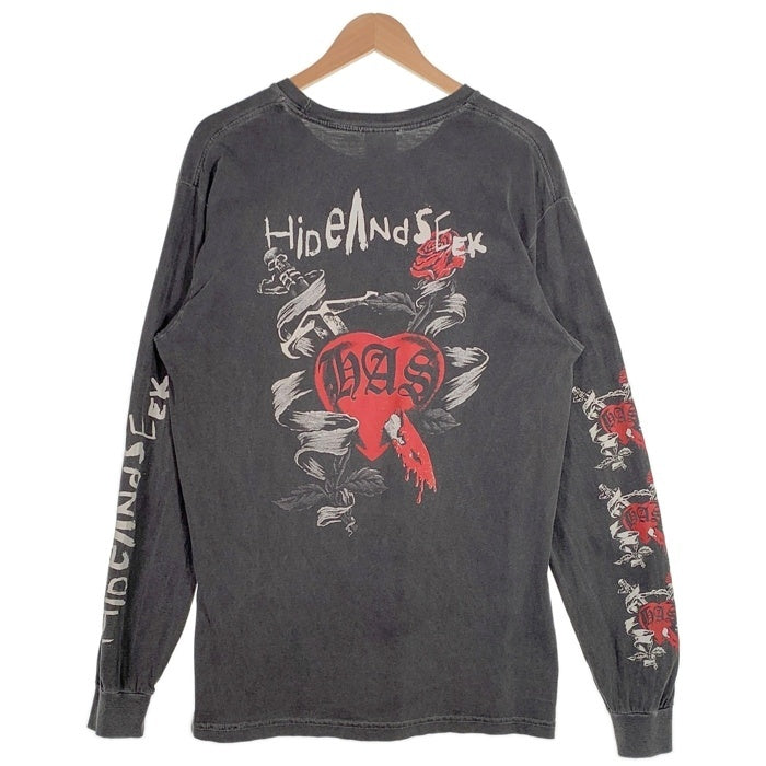 HIDE AND SEEK ハイドアンドシーク Heart And Dagger L/S Tee プリント 長袖 Tシャツ ロンT チャコール Size L 福生店