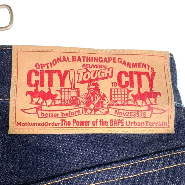 A BATHING APE アベイシングエイプ ベイプスタカモプリント テーパードデニムパンツ ジーンズ インディゴ Size XL 福生店