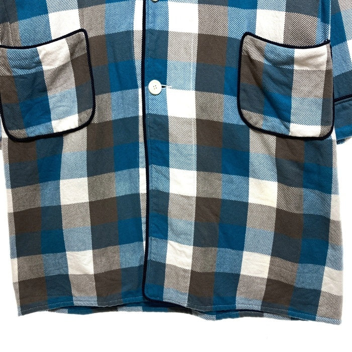 YOUNG&OLSEN ヤングアンドオルセン ガウンコート チェック ホワイトxブルー size 瑞穂店