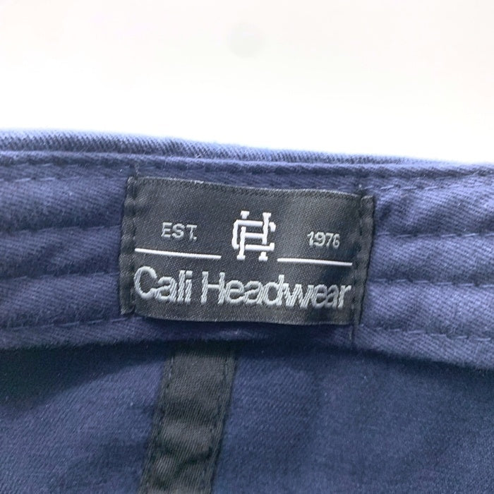 HideandSeek ハイドアンドシーク 刺繡 6パネルキャップ ネイビー 福生店