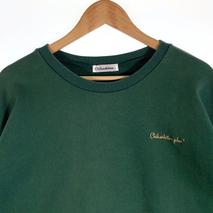 Chikashitsu+ チカシツプラス 刺繡 クルーネックスウェットトレーナー グリーン Size F (L-XL相当) 福生店