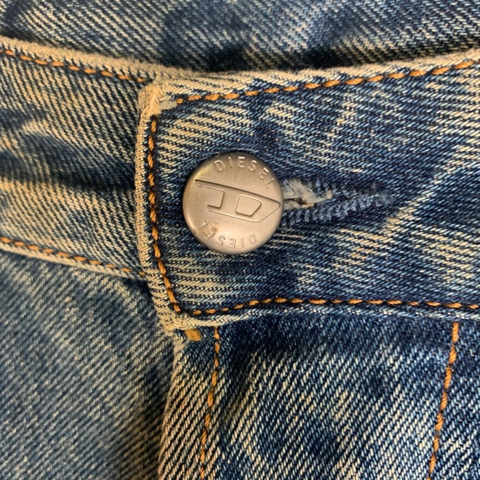 DIESEL ディーゼル 1980 D-EEPER リラックスフィット・ストレートデニムパンツ ジーンズ インディゴ 加工 A17046 Size 30×30 福生店