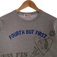 BUZZ RICKSON'S バズリクソンズ FOURTH BUT FIRST プリントTシャツ グレー Size L 福生店
