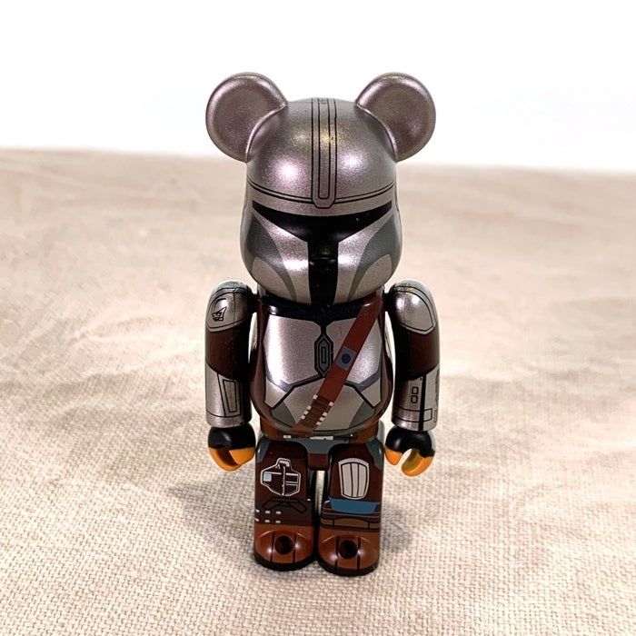MEDICOM TOY メディコムトイ BEARBRICK ベアブリック STARWARS THE MANDALORIAN (BESKARARMOR) スターウォーズ マンダロリアン ベスカーアーマー 100％ & 400％ フィギュア  福生店