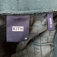KITH キス エンボスロゴ パイル地 ショートパンツ グリーン Size M 瑞穂店