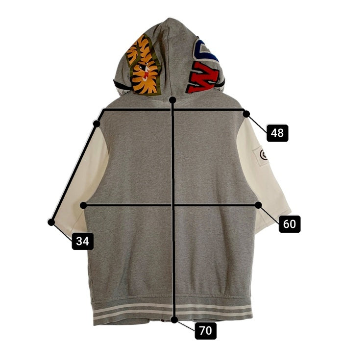 A BATHING APE ア ベイシング エイプ シャーク 半袖 フード付き バーシティージャケット スタジアムジャケット スタジャン グレー ホワイト Size XL 福生店