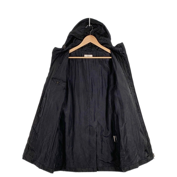 PRADA プラダ ナイロン フーデッド ジップアップジャケット ハーフ丈 中綿 ブラック Size XL 福生店