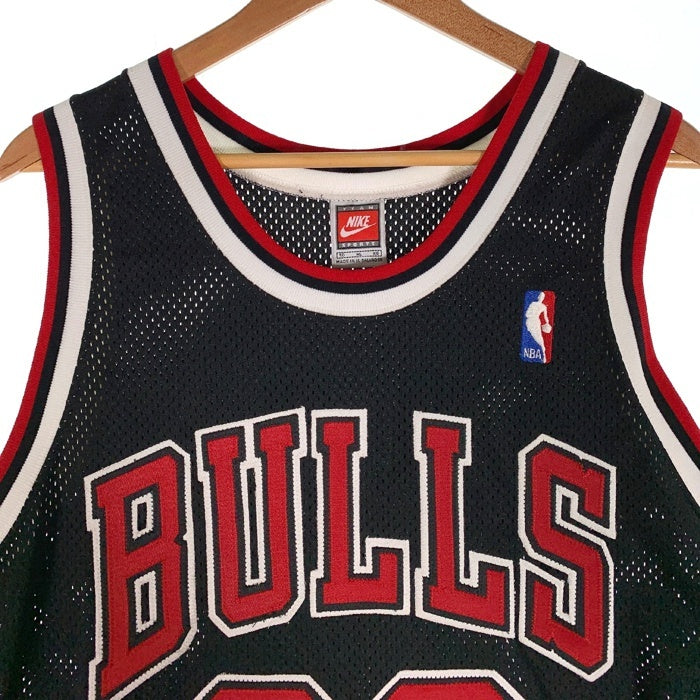 90's~ NIKE ナイキ CHICAGO BULLS シカゴ・ブルズ JORDAN マイケルジョーダン メッシュ ユニフォーム ゲームシャツ アウェイ ブラック ワッペン Size XL 福生店