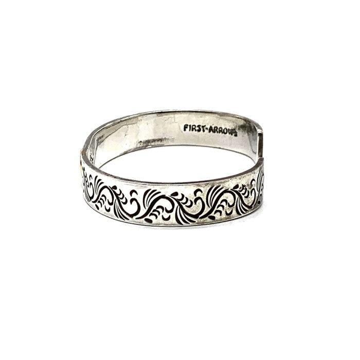 FIRST ARROWS ファーストアローズ 12mm K18メタル 唐草 シルバーバングル SILVER 福生店