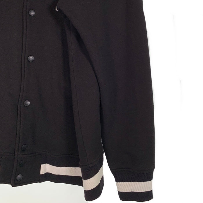 STUSSY ステューシー スウェット アワードジャケット スタジャン ブラック プリント Size XL 福生店