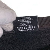 STUSSY ステューシー ロゴ 王冠 バックプリント クルーネックスウェット ブラック Z3000SAS19 Size L 福生店