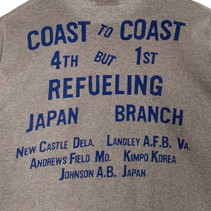 BUZZ RICKSON'S バズリクソンズ FOURTH BUT FIRST プリントTシャツ グレー Size L 福生店