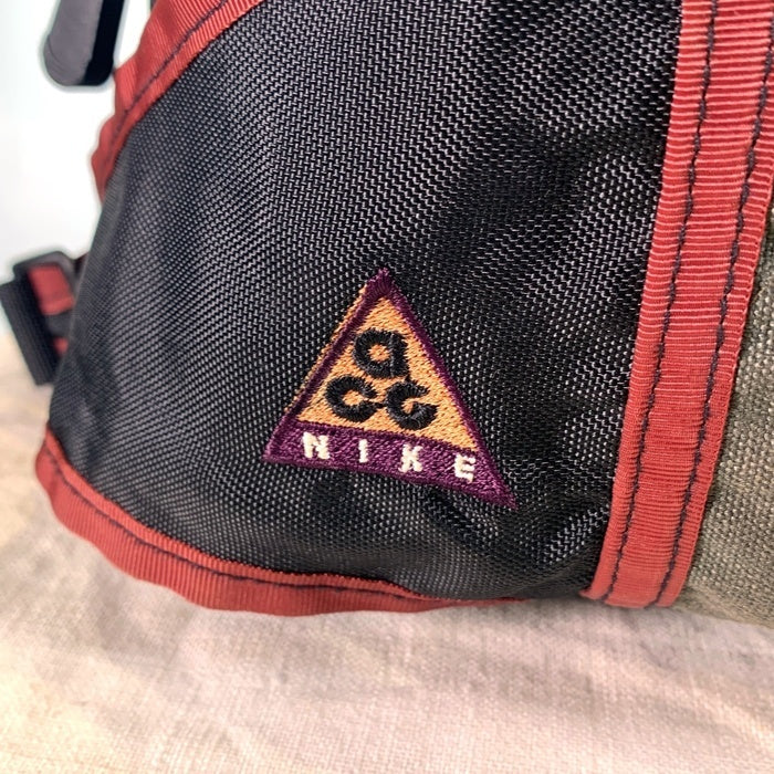 90's NIKE ACG ナイキエーシージー Technical Body Bag ショルダーバッグ カーキ 福生店