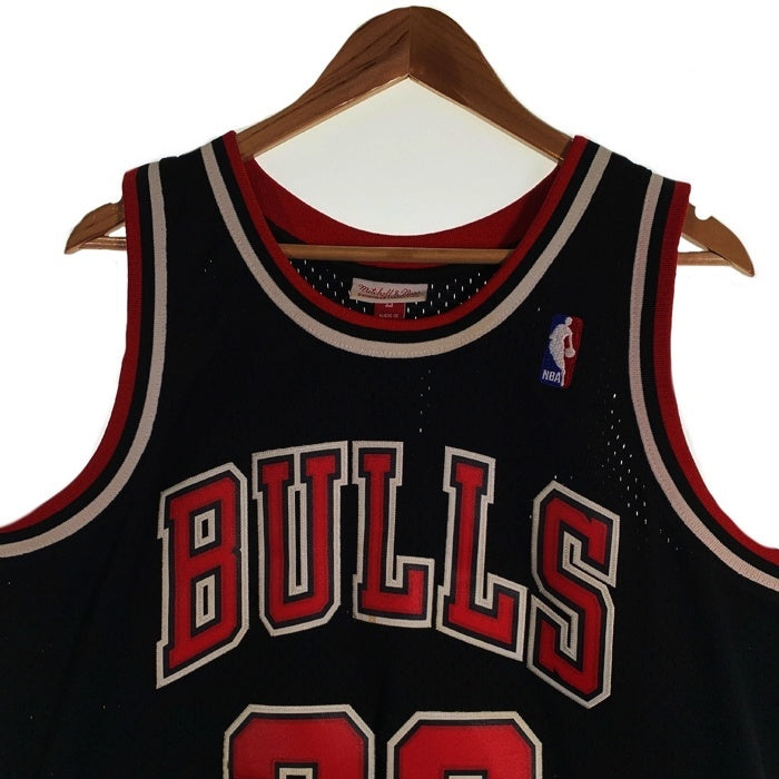 Mitchell&Ness ミッチェルアンドネス NBA シカゴ・ブルズ ピッペン 33 メッシュ ゲームシャツ ユニフォーム ブラック レッド Size L 福生店