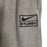 NIKE ナイキ STUSSY ステューシー Fleece Pants スウェットパンツ グレー DO9340-063 Size S 福生店
