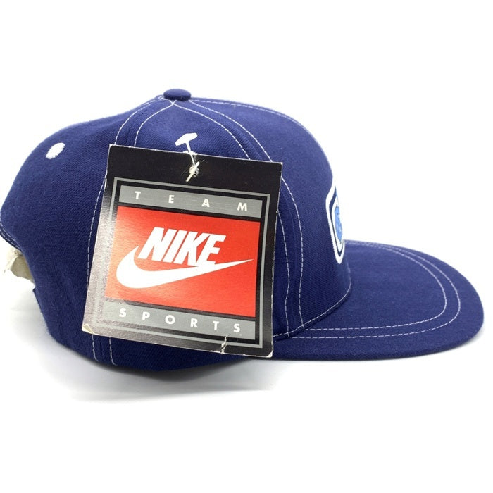 90's NIKE ナイキ CAROLINA BASKETBALL ノースカロライナ 大学 バスケットボール ワッペン キャップ ネイビー 福生店