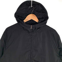PRADA プラダ ナイロン フーデッド ジップアップジャケット ハーフ丈 中綿 ブラック Size XL 福生店