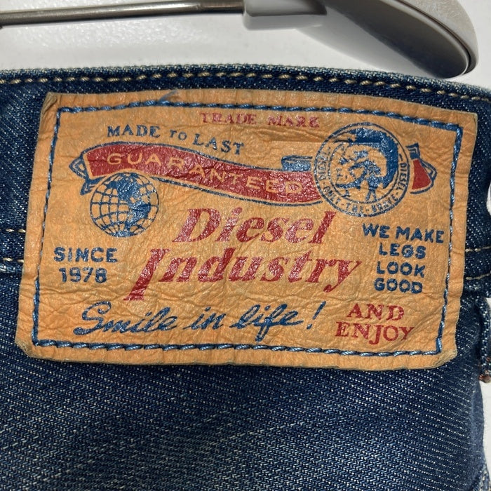 DIESEL ディーゼル KROOLEY レギュラー スリムジーンズ インディゴ size30 瑞穂店