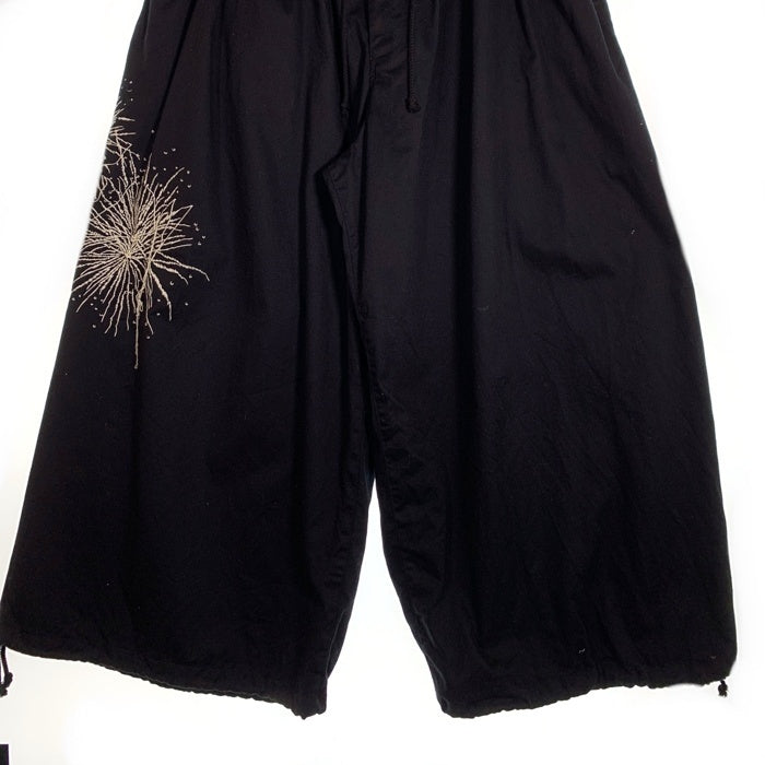 S'YTE サイト ヨウジヤマモト FIREWORKS EMBROIDERY BALLOON PANTS 刺繡 バルーンパンツ ブラック UT-P06-001 Size 3 福生店