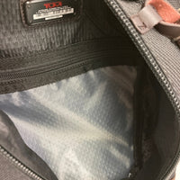 TUMI トゥミ 232318D Alpha Bravo Saratoga Sling ボディーバッグ ブラック 瑞穂店