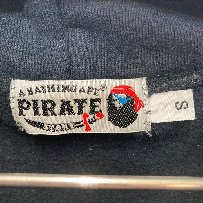 A BATHING APE アベイシングエイプ PIRATE STORE パイレーツストア プルオーバーパーカー ネイビー sizeS 瑞穂店