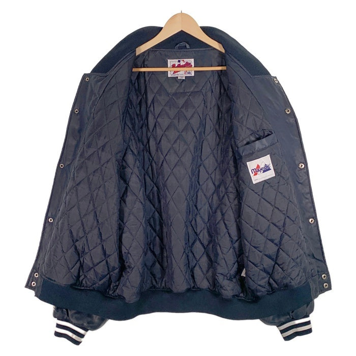 Majestic マジェスティック ニューヨーク・ヤンキース ナイロン スタジャン ネイビー 中綿 ワッペン ネイビー 韓国製 Size XXL 福生店