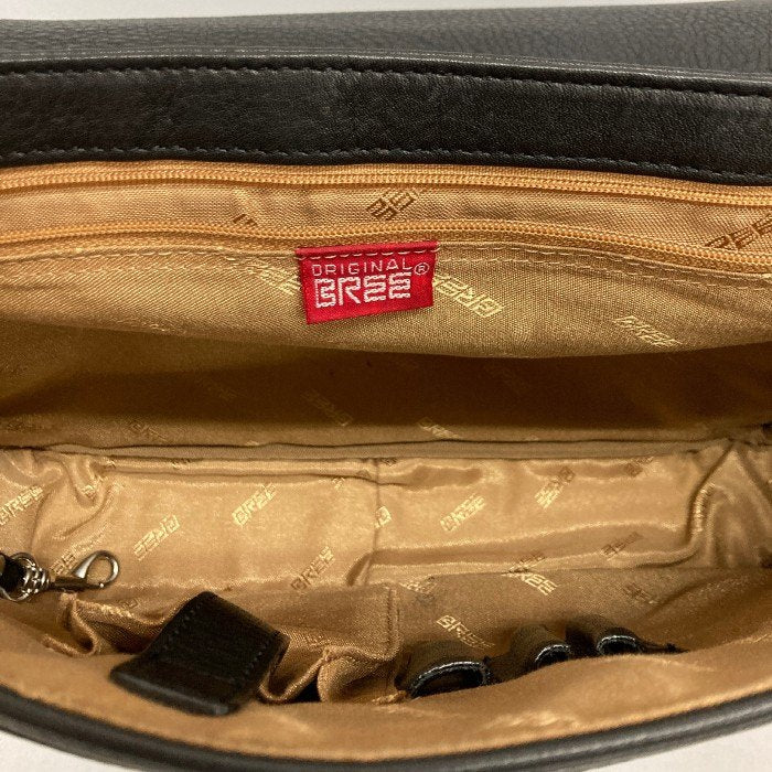 BREE ブリー ショルダーバッグ レザー ブラック 瑞穂店