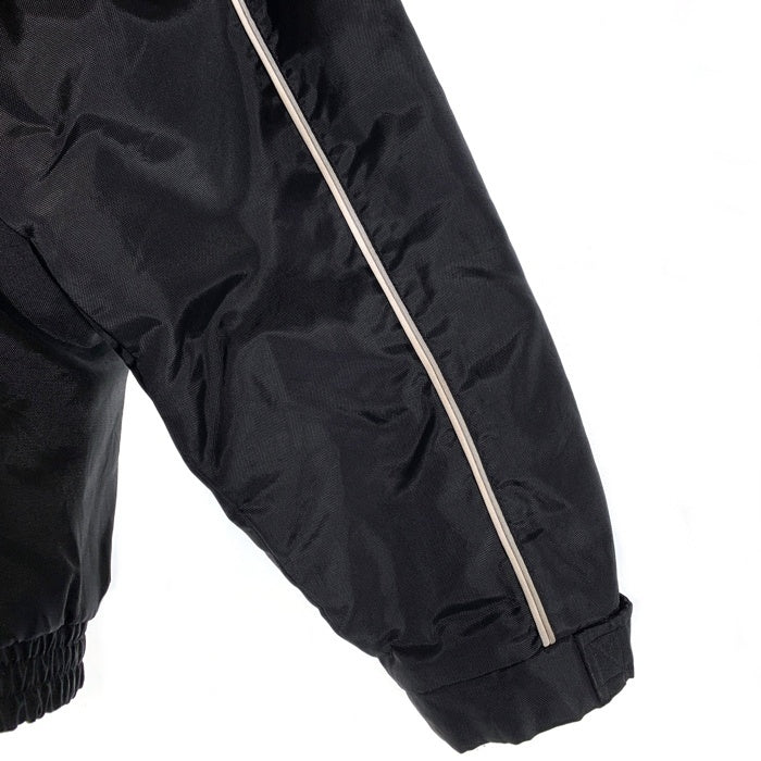 90’s UMBRO アンブロ ジップアップ ナイロンジャケット ブラック 中綿 パイピング Size UK M 福生店