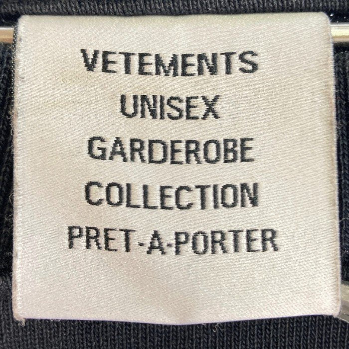 VETEMENTS ヴェトモン 22SS LOGO LABEL LONGSLEEVE ロゴラベル ロングスリーブカットソー UE52TR280X ブラック SizeL 瑞穂店