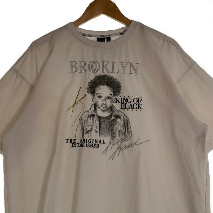 Karl Kani カールカナイ ビッグシルエットベイビー プリント刺繡 Tシャツ ホワイト SIze M 福生店