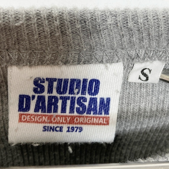 STUDIO D'ARTISAN ステュディオダルチザン S.D.NAVY プリント スウェットトレーナー グレー sizeS 瑞穂店