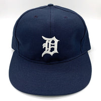 90's~ MLB デトロイト・タイガース スナップバックベースボールキャップ ネイビー USA製 ANNCO 福生店