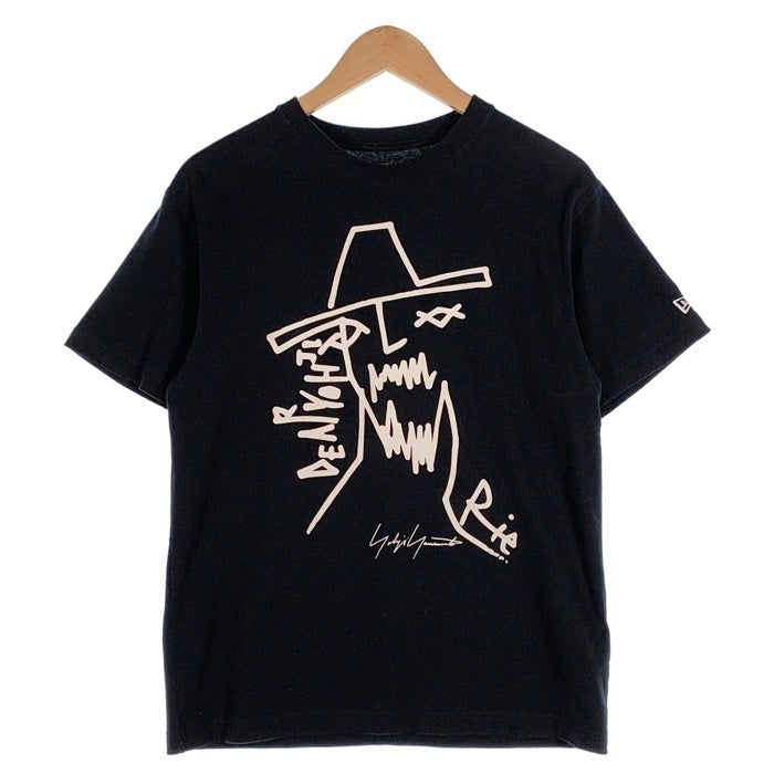 Yohji Yamamoto POUR HOMME ヨウジヤマモトプールオム New Era ニューエラ プリントTシャツ ブラック HD-T93-983 Size M 福生店