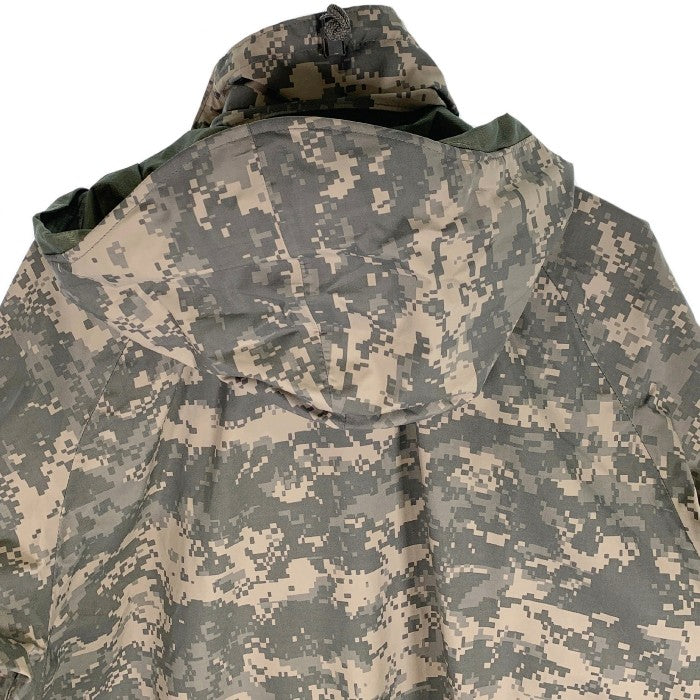 米軍 実物 ECWCS UNIVERSAL CAMOUFLAGE GORE-TEX PARKA ゴアテックス ミリタリーパーカー カモフラージュ デジカモ 05年会計 Size L-R 福生店