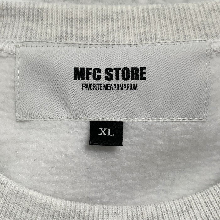 MFC STORE エムエフシーストア プリント スウェットクルーネックトレーナー 杢グレー Size XL 福生店