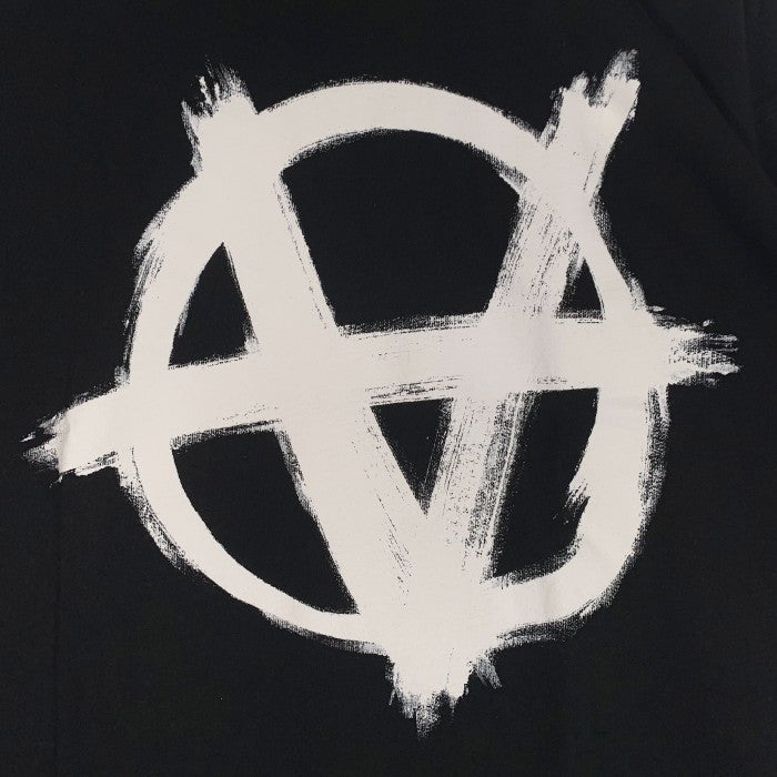 VETEMENTS ヴェトモン 21SS Anarchy Gothic Logo Tee アナーキー ゴシックロゴ プリント Tシャツ オーバーサイズ  ブラック UE51TR640B Size XS 福生店