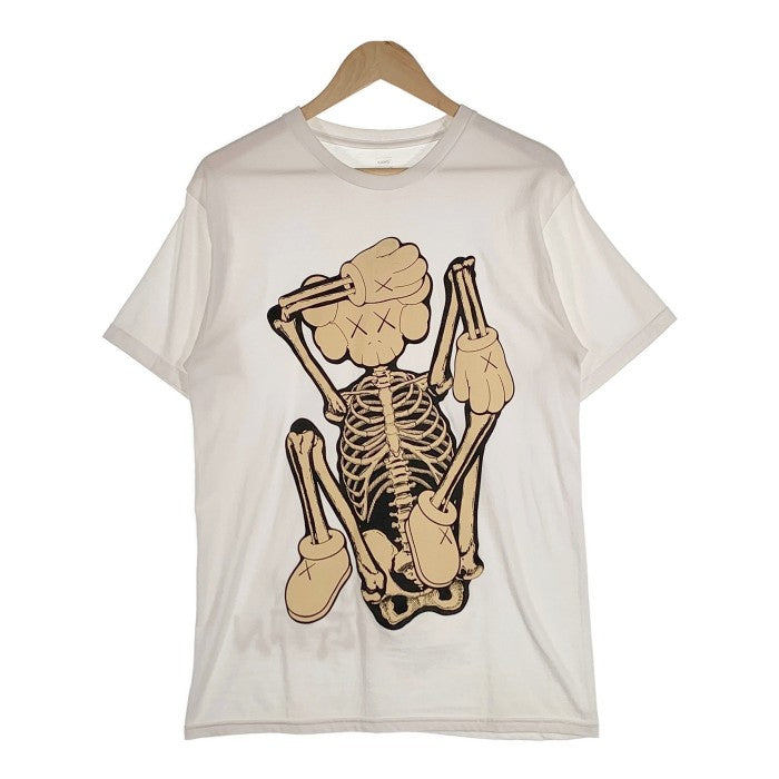 KAWS カウズ 21AW SKELETON NEW FICTION T-SHIRT スケルトン ニューフィクション Tシャツ ホワイト Size M 福生店