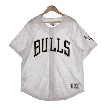 Mitchell＆Ness ミッチェルアンドネス NBA CHICAGO BULLS シカゴブルズ メッシュ ベースボールシャツ ホワイト Size XL 福生店