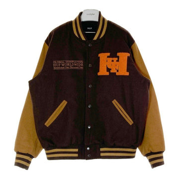 HUF ハフ 23AW HARRISON VARSITY JACKET ハリソンバーシティ ジャケット スタジャン ビックロゴ 刺繍 ブラウン sizeM 瑞穂店