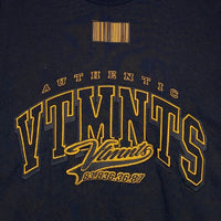 VTMNTS ブイティーエムエヌティーエス 22SS COLLEGE T-SHIRT カレッジロゴ Tシャツ ブラック VL12TR180B Size L 福生店